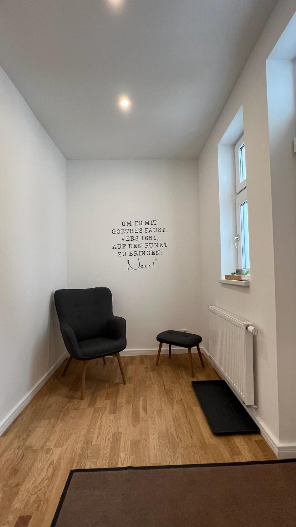 Neu! City-Loft-Apartment Im Goethe Palais I 5P I Lift I Parkplatz I Zentrum I Helios Aue  Luaran gambar